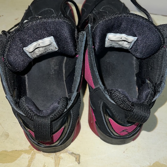 Air Jordan - Picture 8 of 17